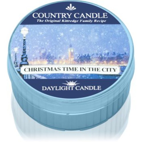Country candle christmas time in the city lumânare