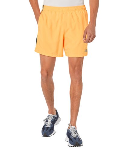 Imbracaminte barbati new balance accelerate 5quot shorts vibrant apricot