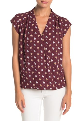 Imbracaminte femei halogen surplice cap sleeve blouse regular petite burgundy sass provence geo