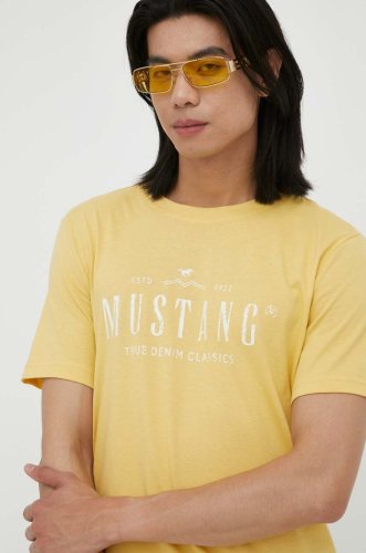 Mustang tricou din bumbac culoarea galben, cu imprimeu