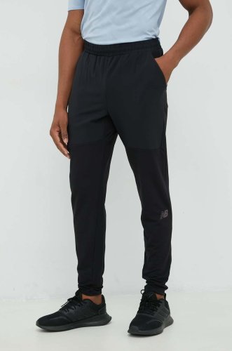 New balance pantaloni de antrenament q speed barbati, culoarea negru