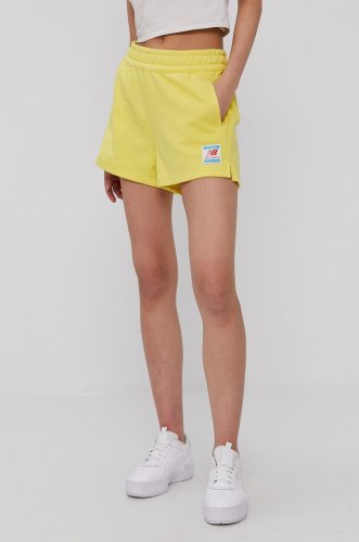 New balance pantaloni scurți femei, culoarea galben, material neted, high waist