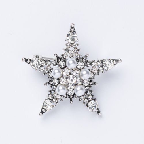 Brosa metalica argintie cu forma unei stele cu perle sintetice si pietricele argintii