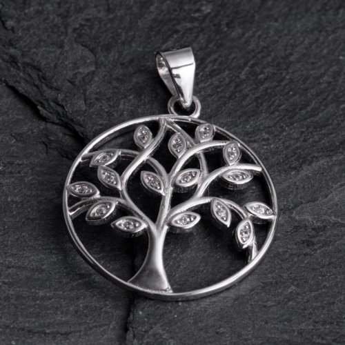 Pandant rotund din argint 925 pomul vietii cu pietricele albe de cubic zirconia